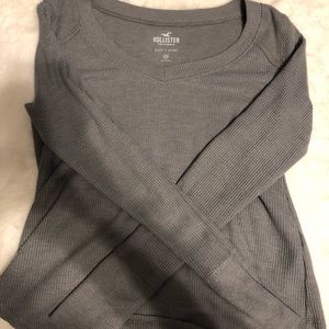 grey holister long sleeve shirt